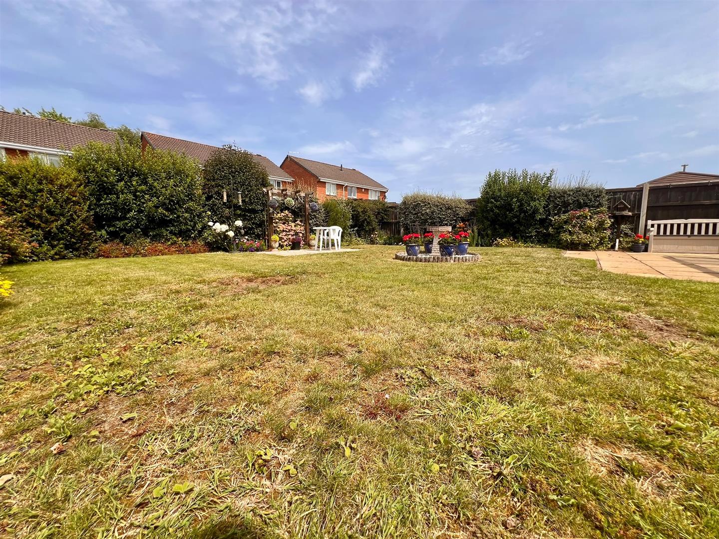 62 Kynaston Drive, Shrewsbury, SY4 5DE For Sale